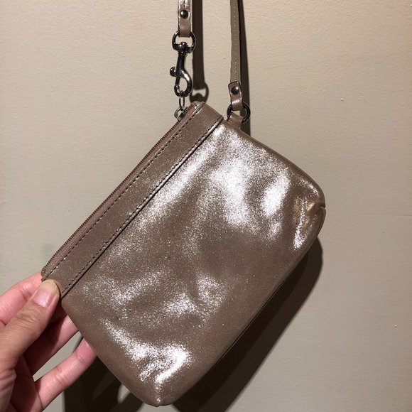 Coach Pleated Champagne Sparkle Gold wristlet - Picture 3 of 10